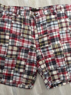 NWT Vintage 1946 Patch Madras Shorts - size 42